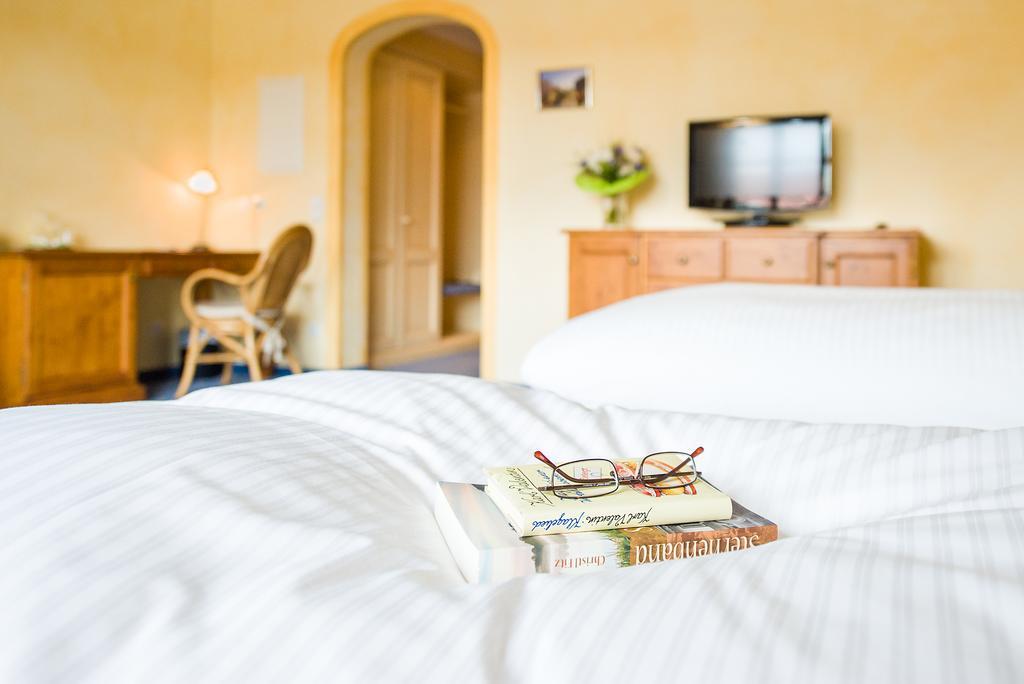 Hotel Und Landgasthof Altwirt Großhartpenning Εξωτερικό φωτογραφία