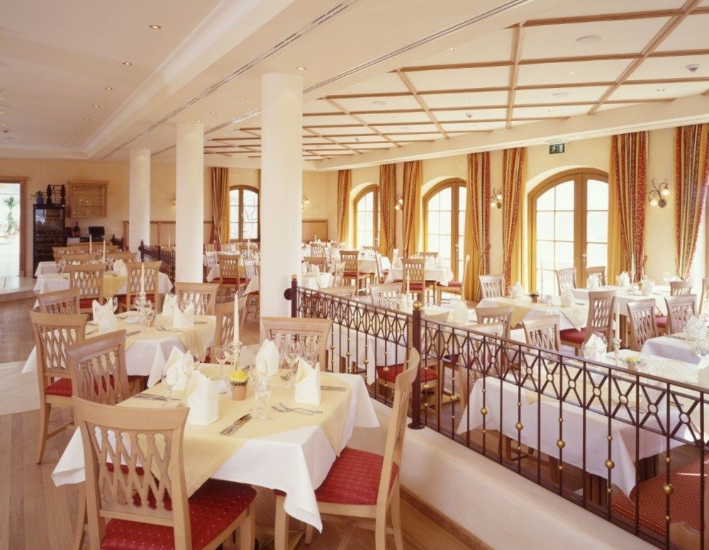 Hotel Und Landgasthof Altwirt Großhartpenning Εξωτερικό φωτογραφία