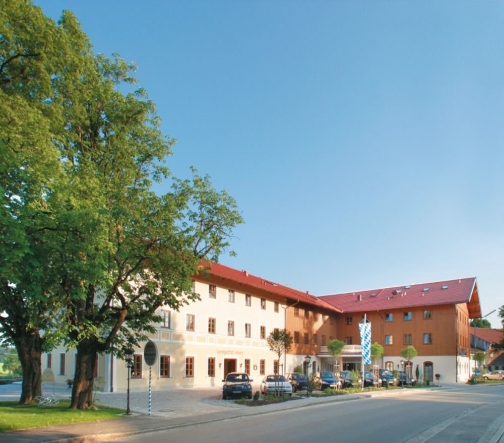 Hotel Und Landgasthof Altwirt Großhartpenning Εξωτερικό φωτογραφία