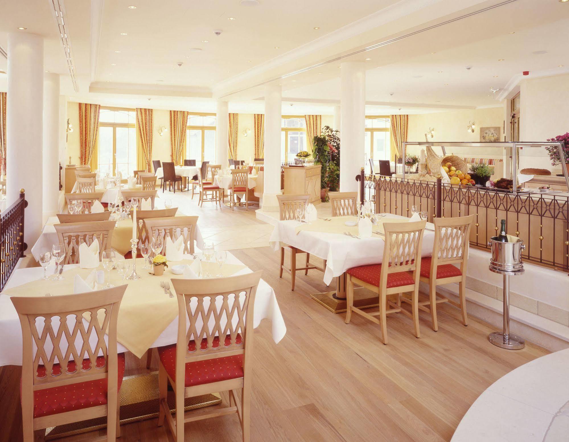 Hotel Und Landgasthof Altwirt Großhartpenning Εξωτερικό φωτογραφία