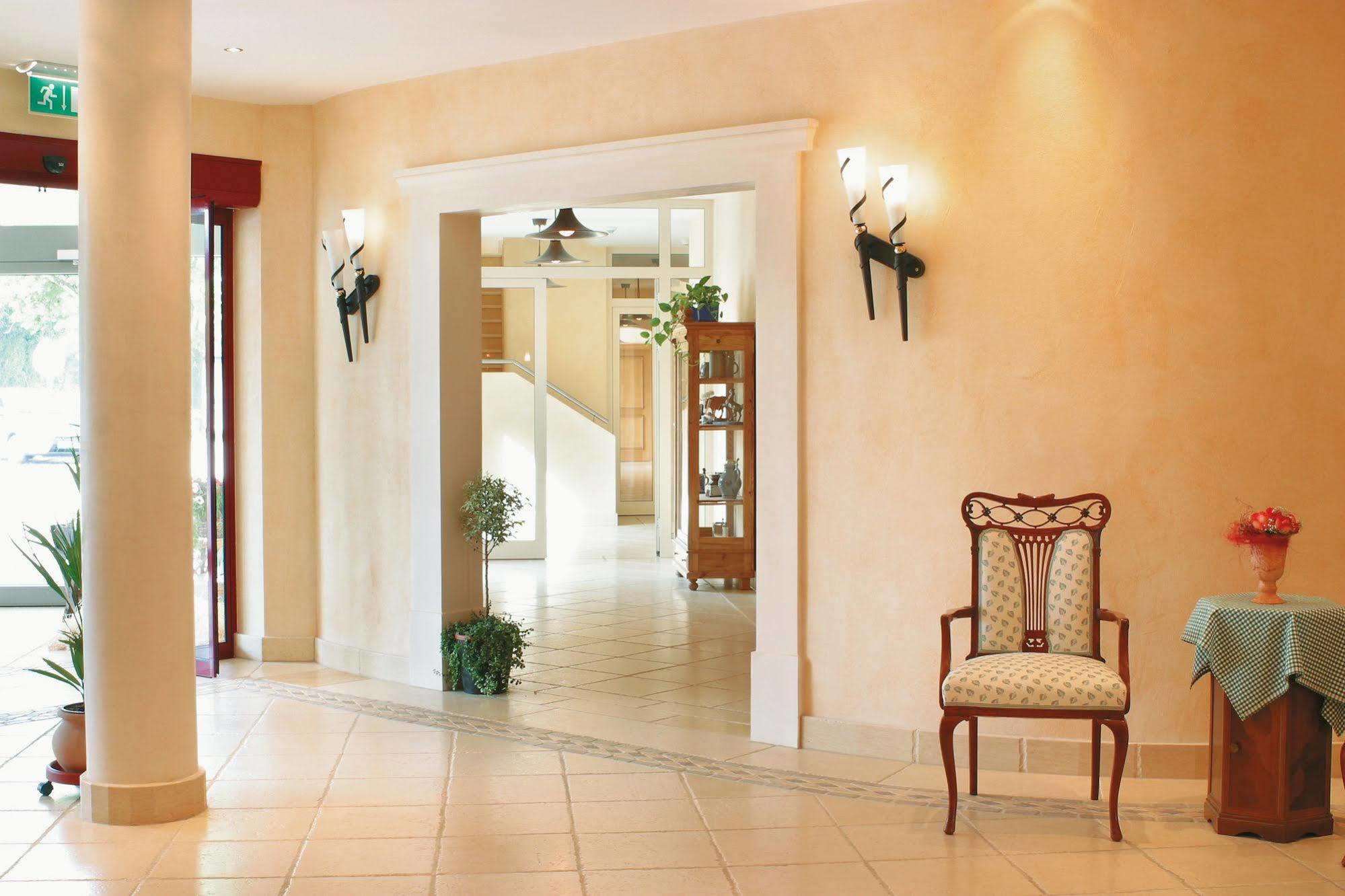 Hotel Und Landgasthof Altwirt Großhartpenning Εξωτερικό φωτογραφία